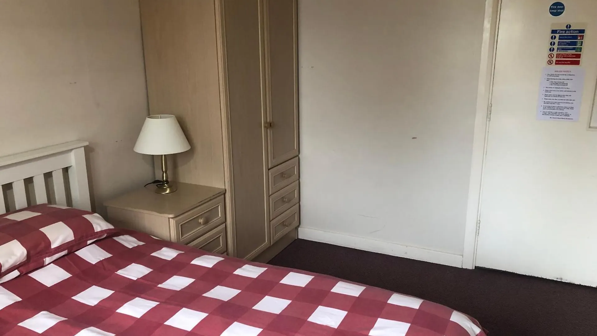 St. James'S Guest House London 3*,